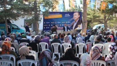 AK Parti İl Divan Toplantısını Çamlıkta Yaptı
