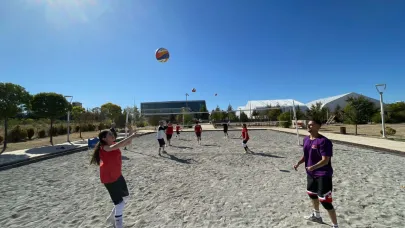 Beach Paravolley Milli Takımı Karaman’da Dünya Oyunlarına Hazırlanıyor