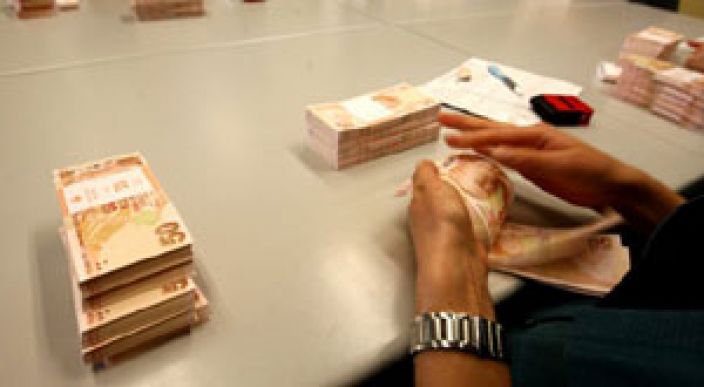 2,3 Milyar Lira Kredi Kullandı