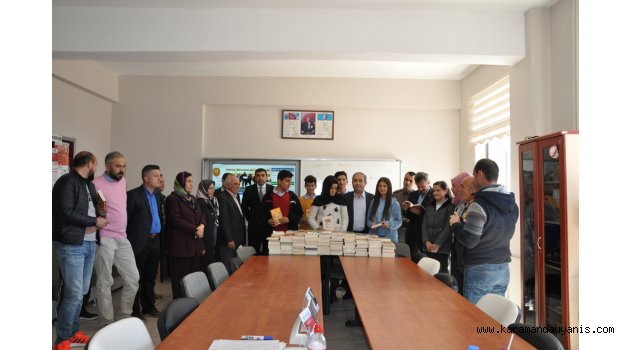 300 KİTAP VE OPTİK OKUYUCU HEDİYE EDİLDİ