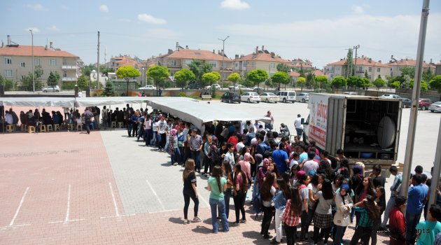 ABDULLAH TAYYAR ANADOLU LİSESİNDEN PİLAV GÜNÜ