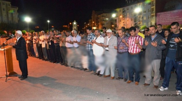 AGD’DEN, DOĞU TÜRKİSTAN’DA ÖLENLER İÇİN GIYABİ CENAZE NAMAZI