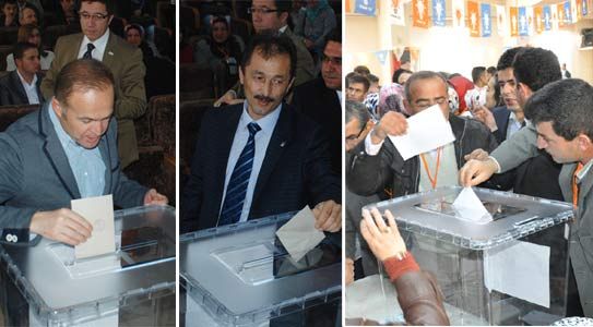 Ak Parti’de Temayül Yoklaması Yapıldı
