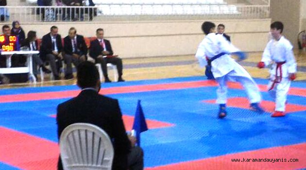 ANALİG KARATE GRUP MÜSABAKALARI KARAMAN’DA BAŞLADI