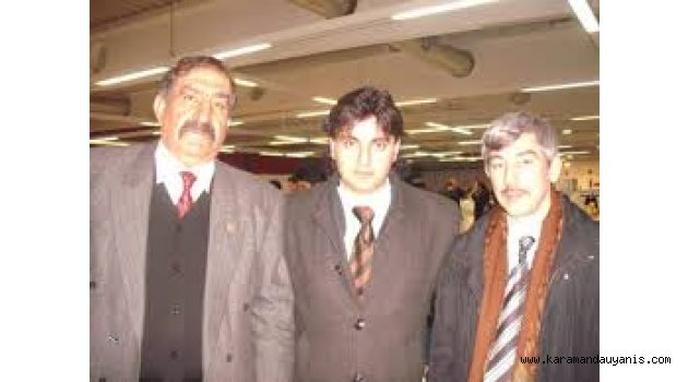 ANNESİ VEFAT ETTİ