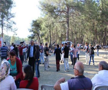 Antalya Şenliğine Katıldı