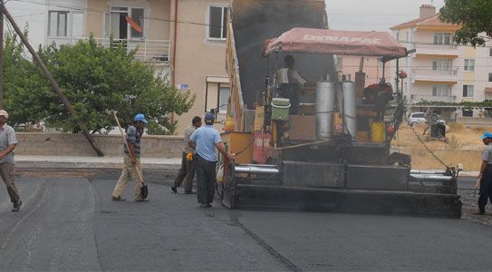 Asfaltlama Çalışmaları Devam Ediyor