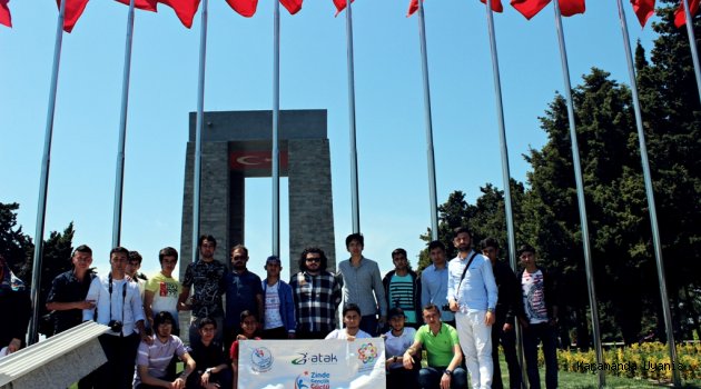 ATAK GENÇLİK KULÜBÜ, “ZİNDE GENÇLİK GÜÇLÜ TÜRKİYE” PROJESİYLE ÇANAKKALE VE BURSA’YI GEZDİ