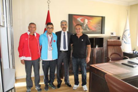 Başarılı Sporcudan Mintaş’a Ziyaret