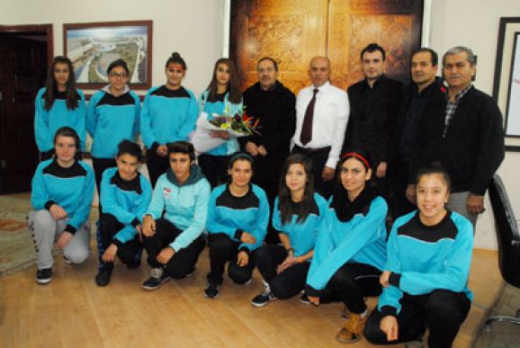 Başkan Çalışkan’ı Ziyaret