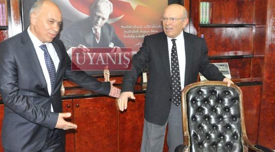 Başkanı’na Rakip Oldu, Koltuğu Kaptı