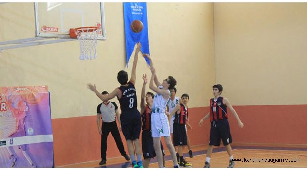 BASKETBOLUN KALBİ KARAMAN’DA ATIYOR