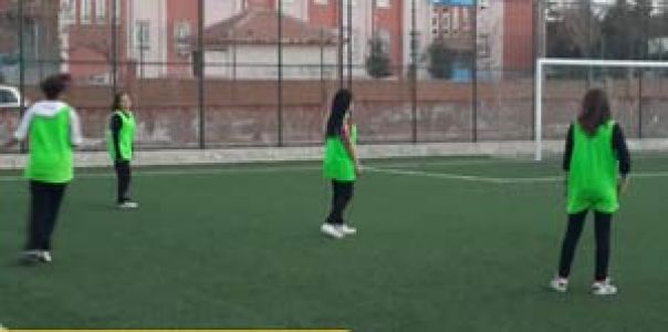 Bayan Futbol Takımı Kuruldu