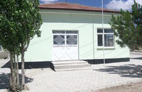 Belde Kütüphanesine Kavuştu