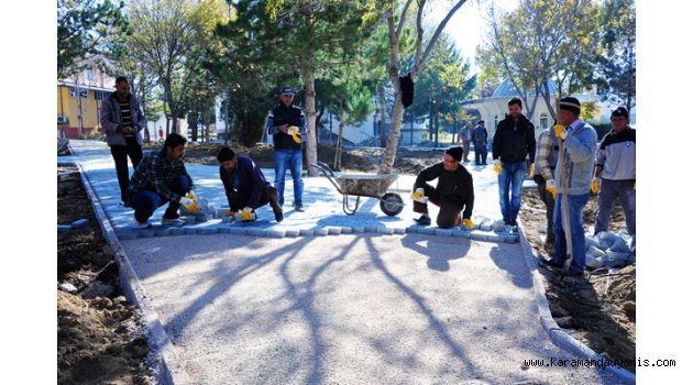 BELEDİYE'DEN PARK ÇALIŞMALARI
