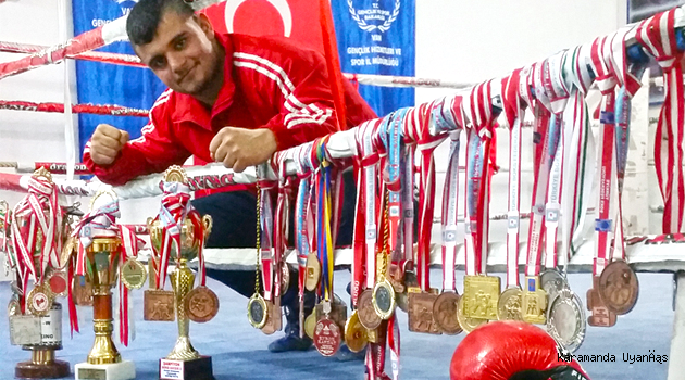 BESYO ÖĞRENCİSİNDEN 2 ALTIN MADALYA