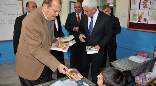 Bifa’dan Öğrencilere 15 Bin Kitap