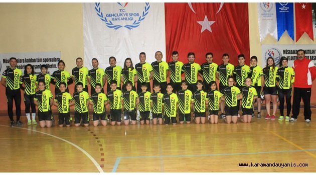 BİSİKLETTE YEDİ KULÜP TEK RUH