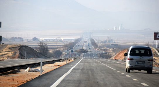 Bölünmüş Yol Hizmete Açıldı