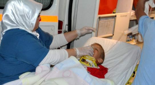 Boynunun Üzerine Düştü