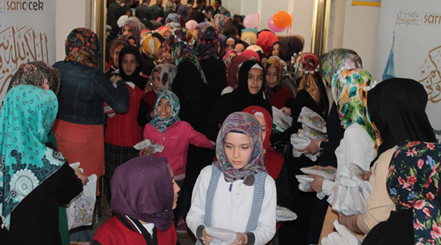 BÜYÜKLERDEN KÜÇÜKLERE SARI ÇİÇEK