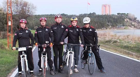 Çanakkale Şehitleri İçin Pedal Çevirdiler