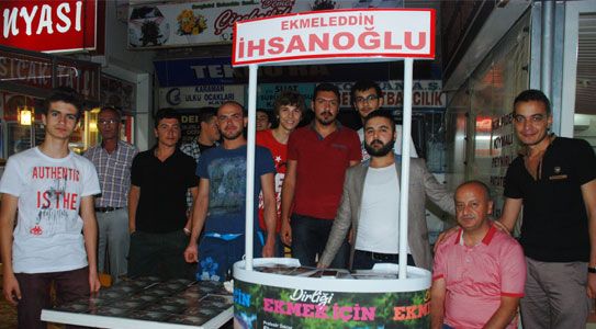 Chp İhsanoğlu İçin Stant Açtı