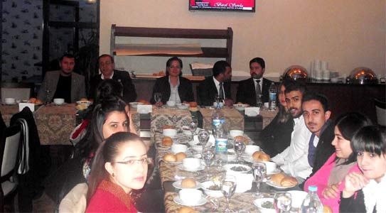 Chp Üniversiteli Gençlerle