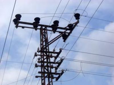 Elektrik Akımına Kapıldı