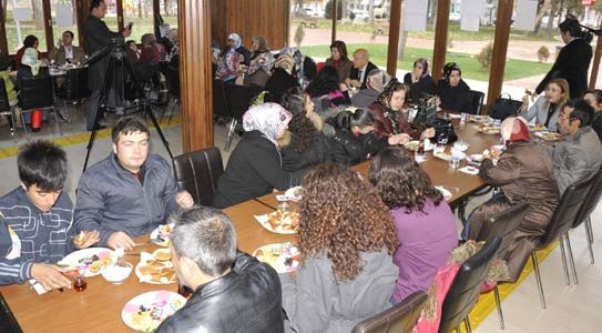 Engelli Vatandaşlar Kahvaltıda Buluştu