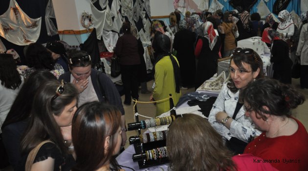 EV HANIMLARININ EMEKLERİ SERGİLERİYLE TAÇLANDI