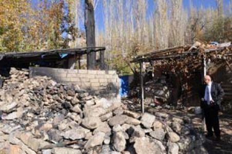 Evi Yanan Aileye Yardım