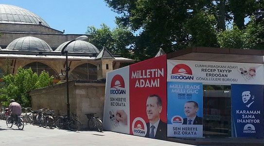 Facebbok’tan Ak Parti Eleştirisi
