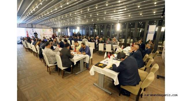 FARKLI BAKIŞLAR PANELİ