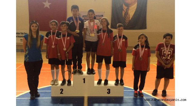 FERDİ BADMİNTON MÜSABAKALARI SONA ERDİ