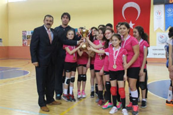 File’de Babaoğlu Farkı