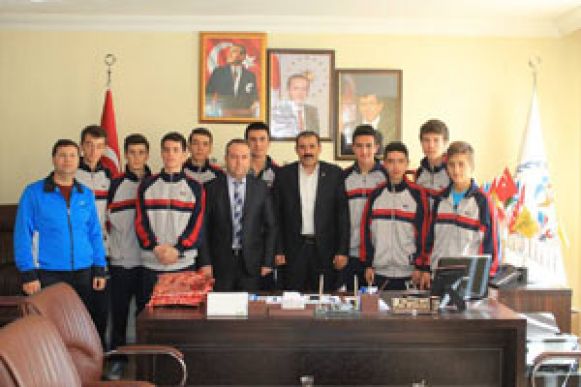 Futsal’ın Şampiyonlarından Ziyaret
