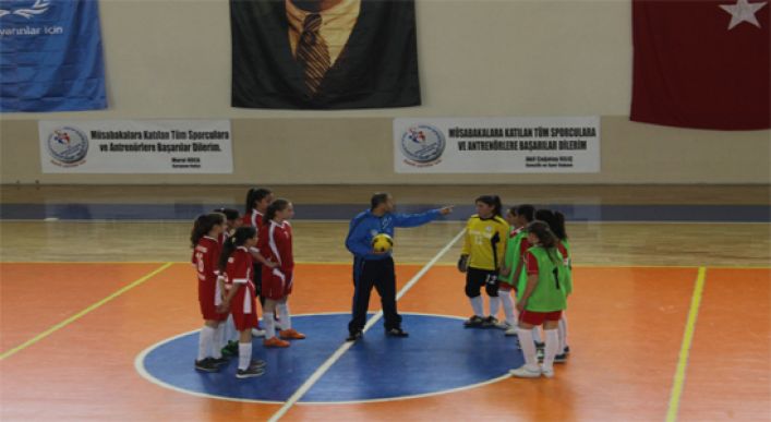 Futsalın Yıldızları Sahaya İndi