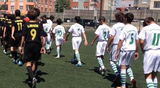 Gençler Ligi Futbol Heyecanı