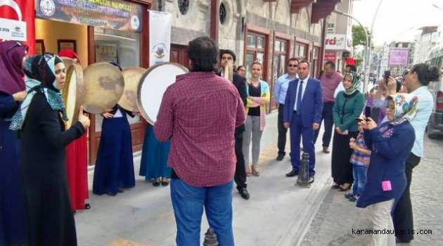 GENÇLİK MERKEZİ KALİGRAFİ SERGİSİNE YOĞUN İLGİ