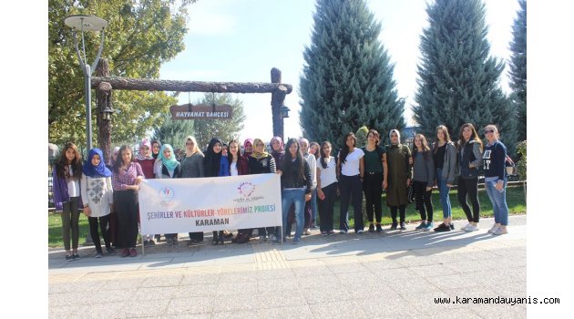 GENÇLİK MERKEZİ ÜYELERİ KONYA’YI GEZDİ