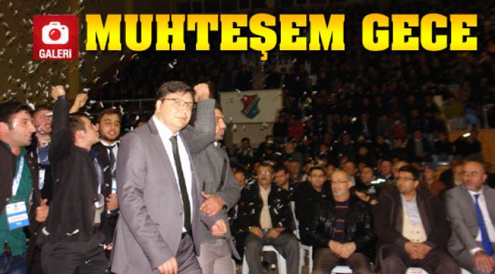 Görkemle Kutlandı