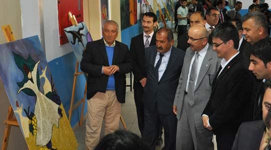 Görsel Sanatlar Sergisi Beğenildi