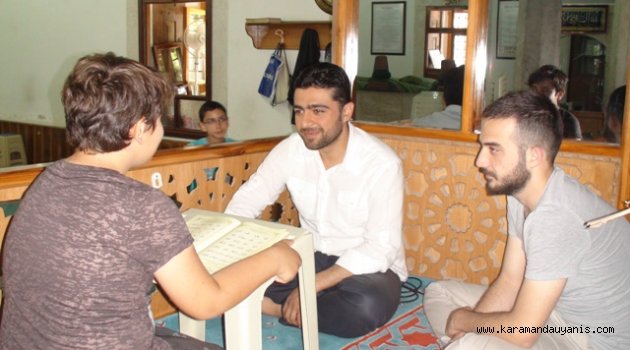 HEM KUR’AN, HEMDE İSLAM TARİHİ ÖĞRENİYOR