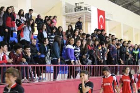Hentbol'da Heyecan Arttı