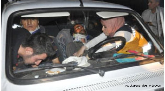 İKİ OTOMOBİL ÇARPIŞTI: 5 YARALI