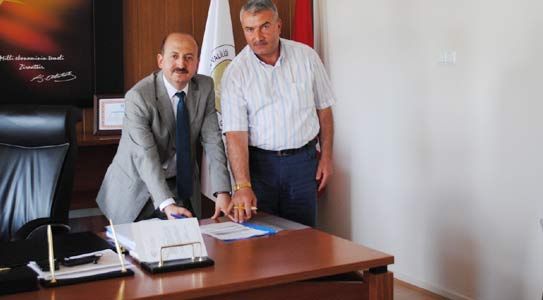 İlk Sözleşmesi İmzalandı