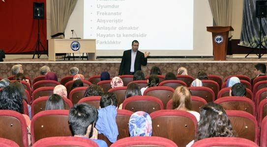 ‘iş Hayatında Etkili İletişim”