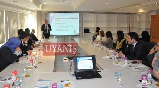 İş Kanunu İçeriği Tanıtıldı