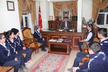 İzciler Müftülüğü Ziyaret Etti